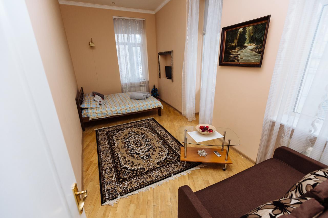 Apartments On Teatralna 26 Lviv Extérieur photo